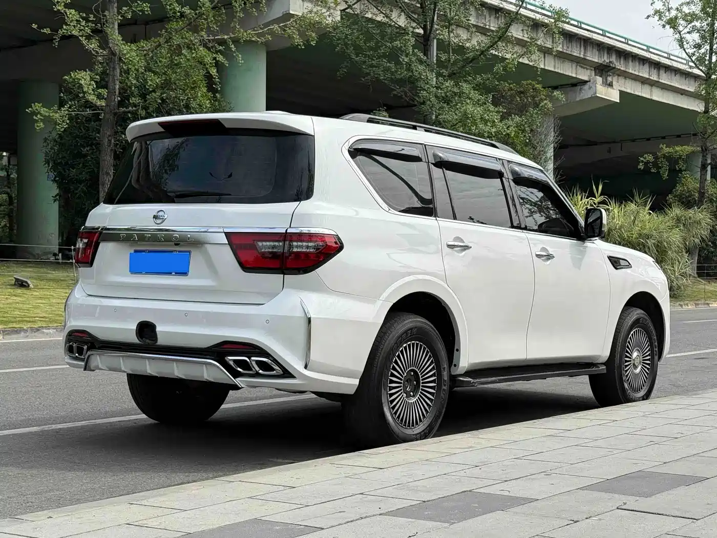 Nissan Patrol 2020 2020 4.0L Middle East Edition