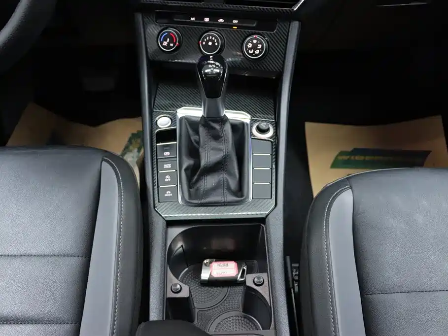 Volkswagen Sagitar 2020 280TSI DSG Comfort China VI фото 24