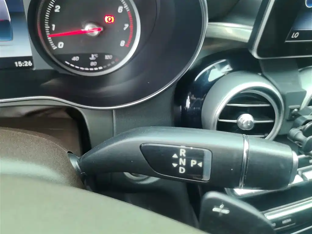Mercedes-Benz GLC 2017 GLC 200 4MATIC фото 10