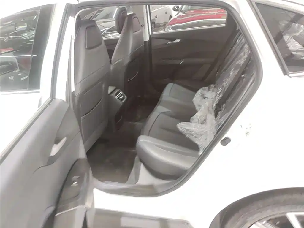 Changan Eado 2026 2025 Blue Whale 1.5T 500Bar Premium