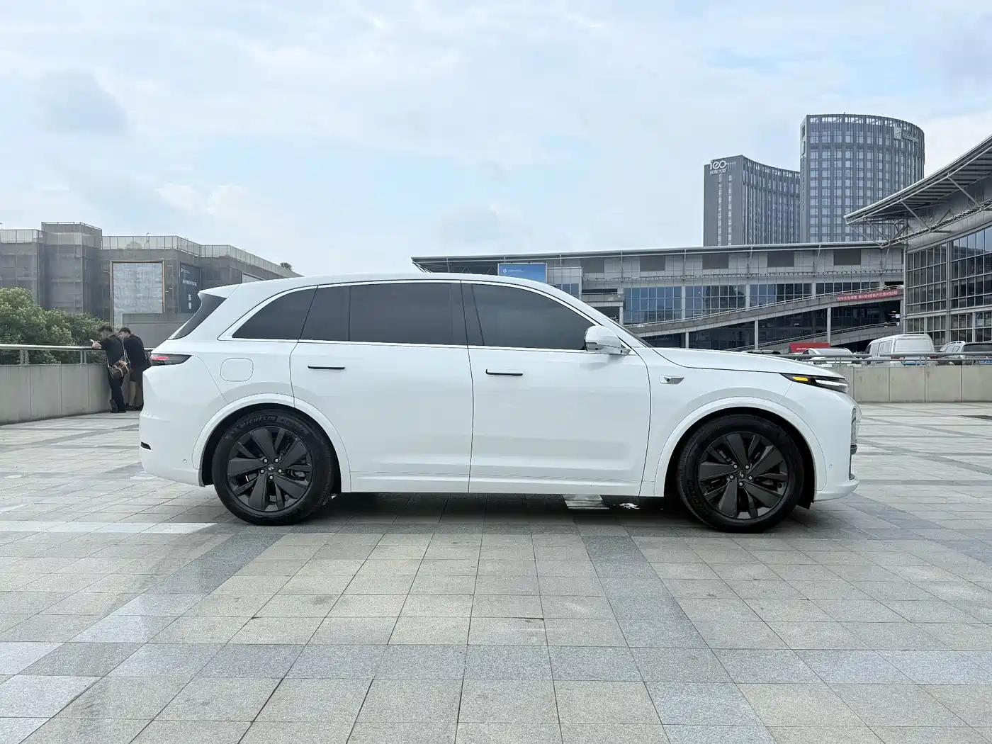 Фото 4 - Li Auto L7