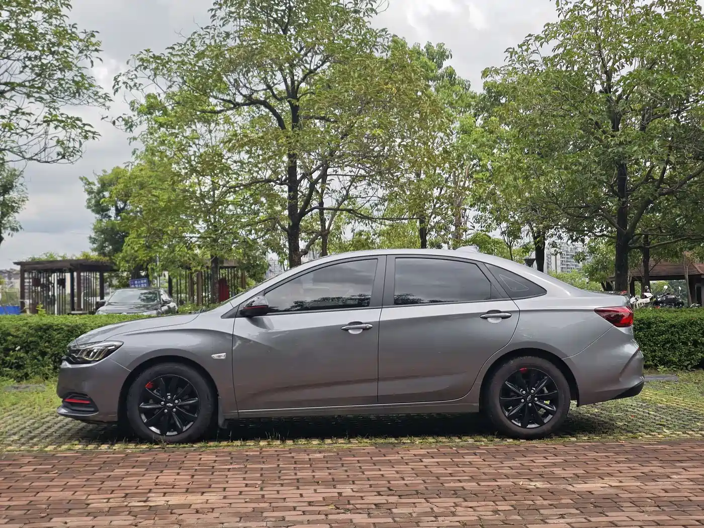 Chevrolet Monza 2019 Redline 320T DCT Refreshing Edition VI фото 4
