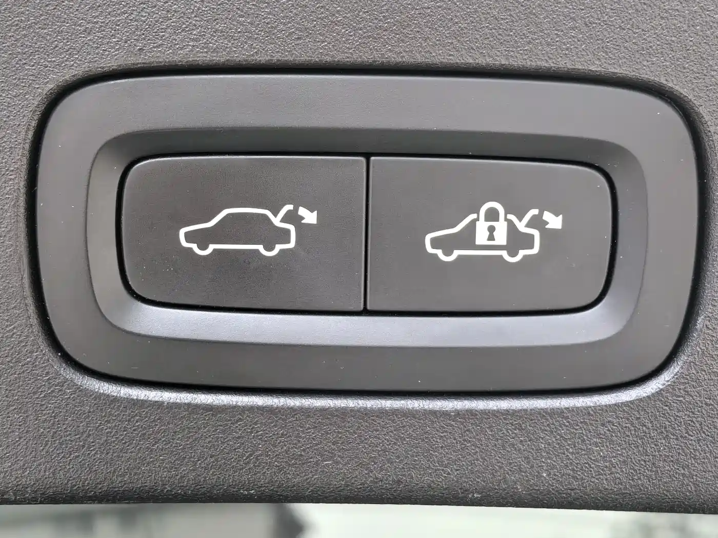Lynk & Co 05 2022 Model 05+ 2.0TD Automatic Performance Package фото 14