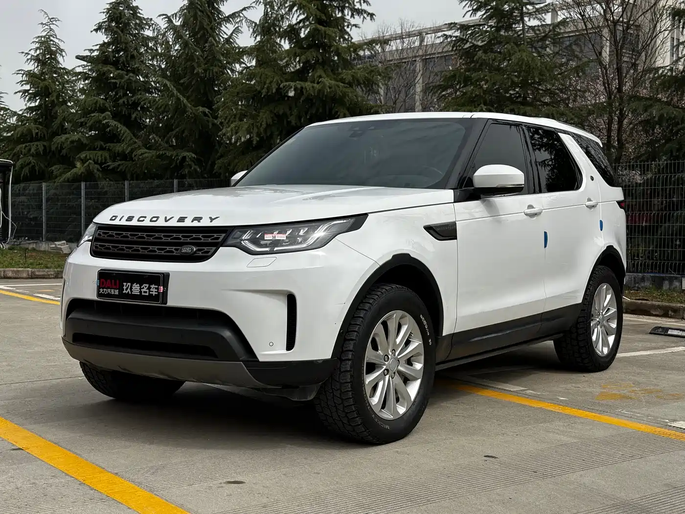 Фото 1 - Land Rover Discovery