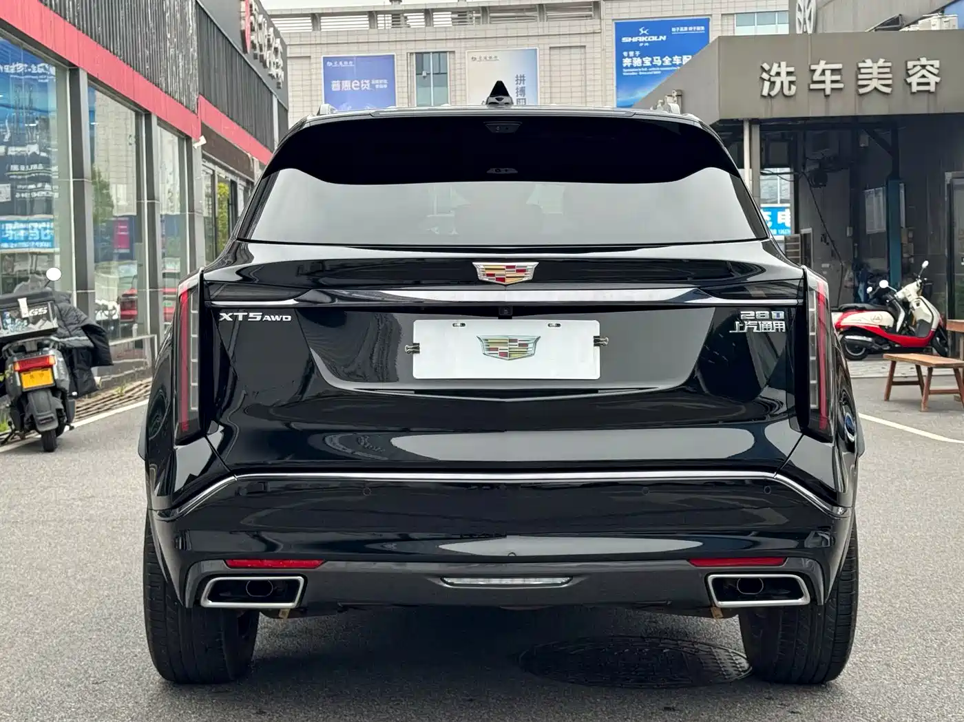 Cadillac XT5 2025 2.0T Premium Model фото 17