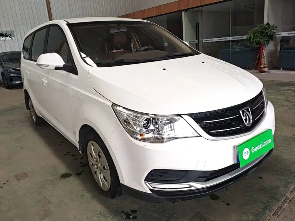 Baojun 730 2021 2019 1.5L Manual Value Edition 7-Seater China VI