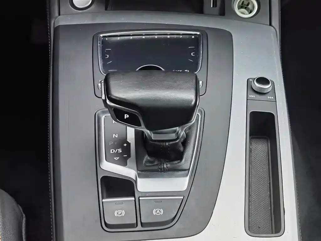 Audi Q5L 2018 40 TFSI Prestige Fashion (China V) фото 13