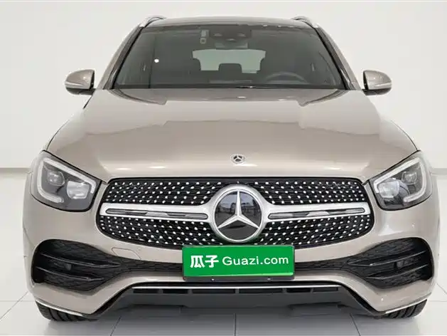 Mercedes-Benz GLC 2020 GLC 300 L 4MATIC Luxury фото 3
