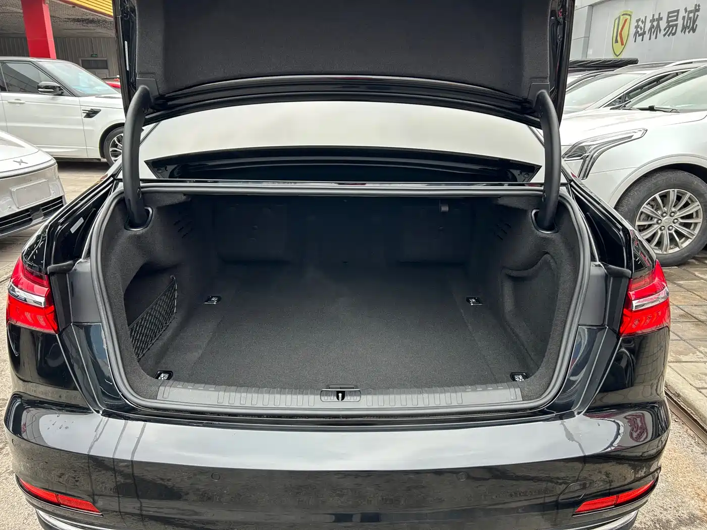 Audi A6L 2019 45 TFSI quattro Exclusive Elegance фото 27