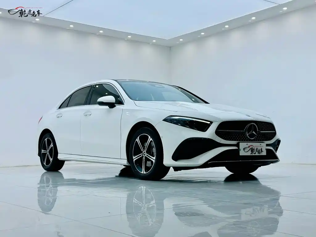 Mercedes-Benz A-Class 2024 2024 A 200 L Fashion Edition