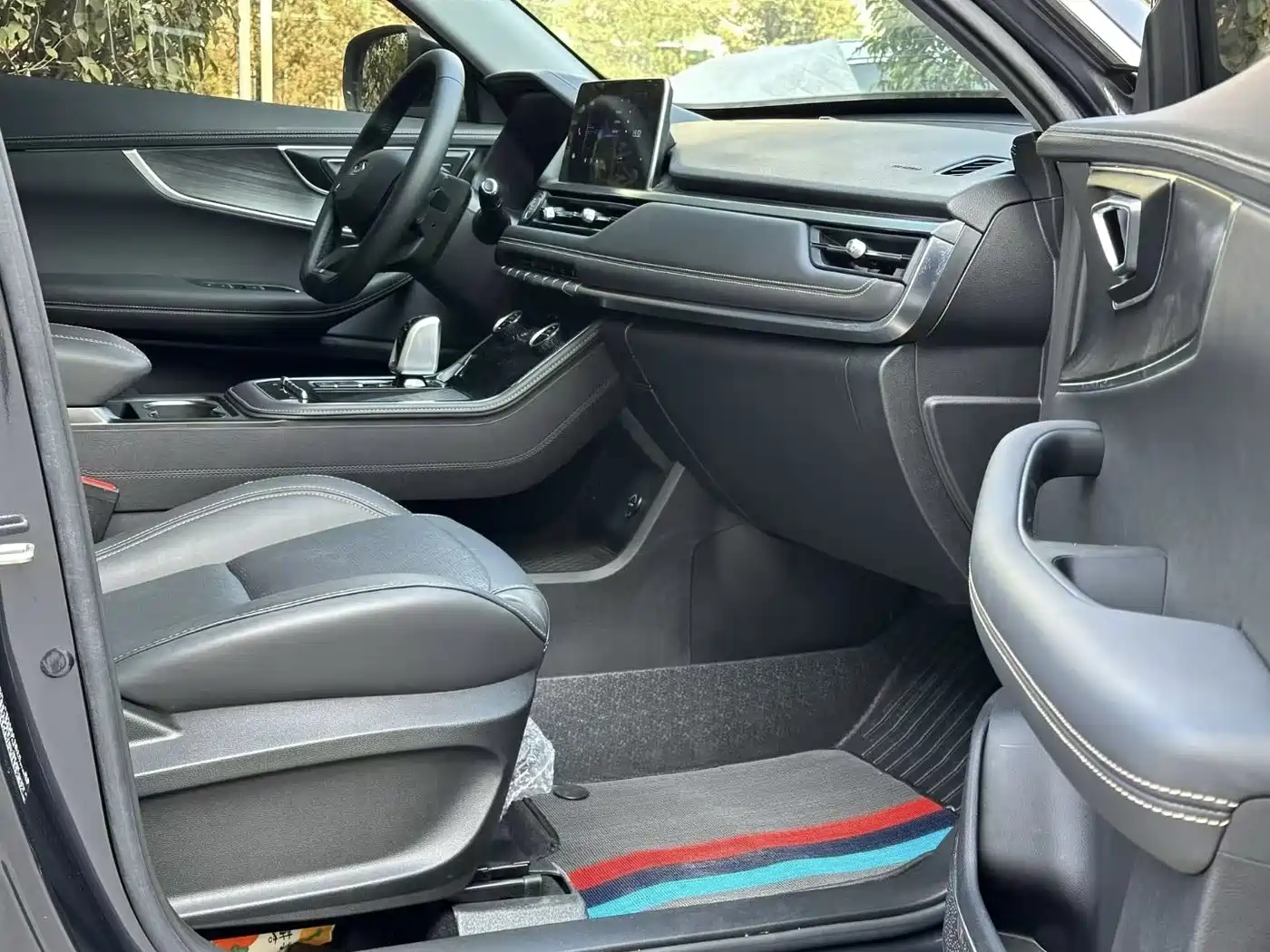 CHERY TIGGO 8