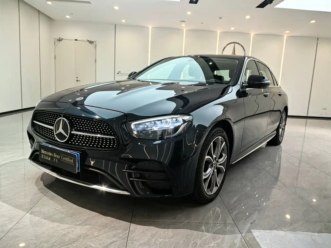Mercedes-Benz E-Class 2023 E 300 L Sport Fashion