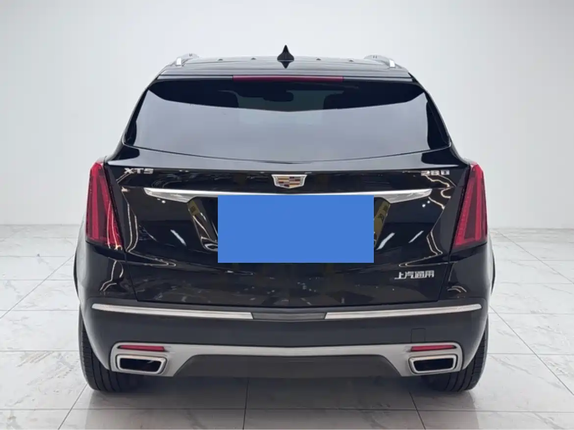 CADILLAC XT5