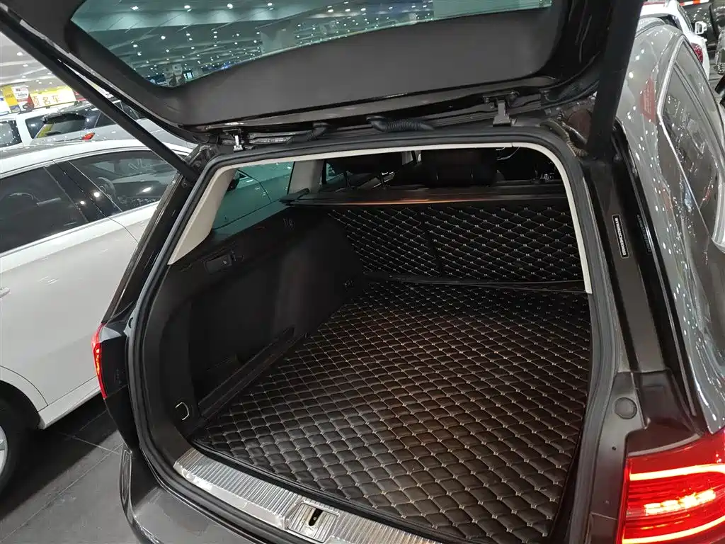 Volkswagen Weilan 2017 380TSI 2WD Freeway Edition фото 13
