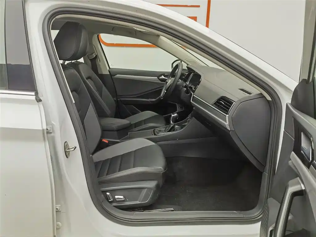 Volkswagen Sagitar 2020 280TSI DSG Comfort Class V фото 23