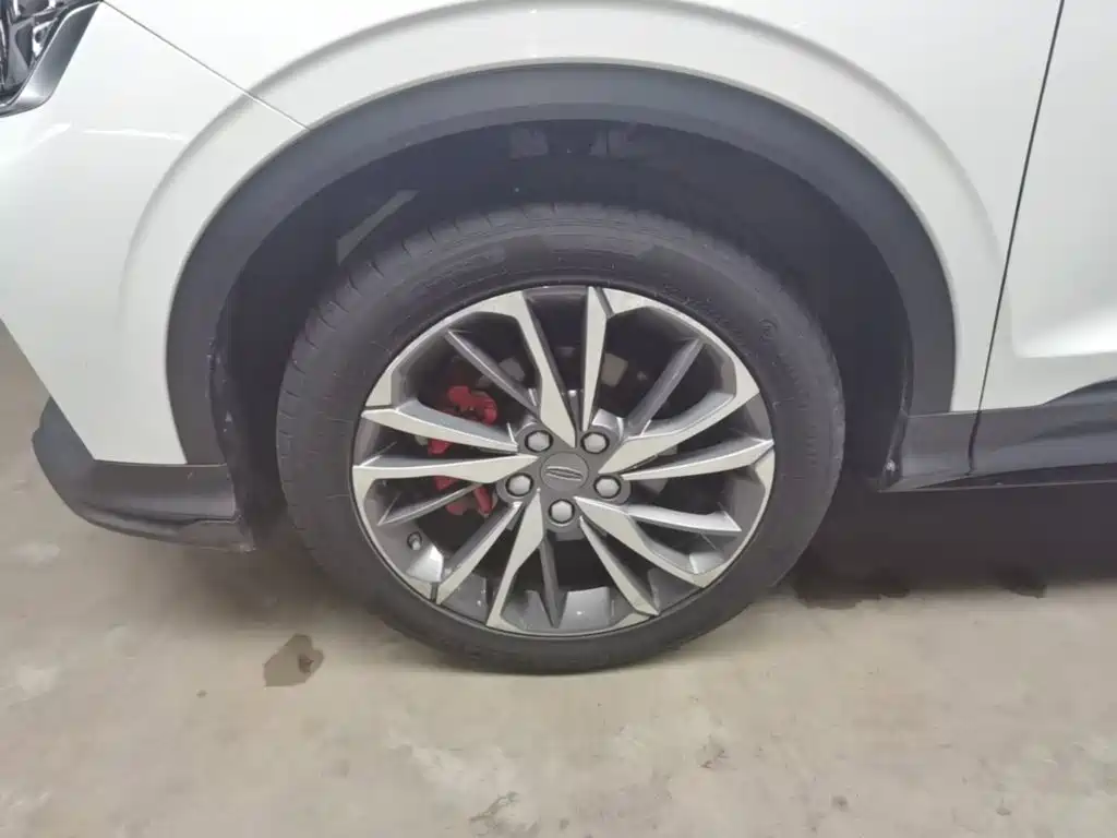 Geely Coolray 2020 2019 260T DCT Knight China VI