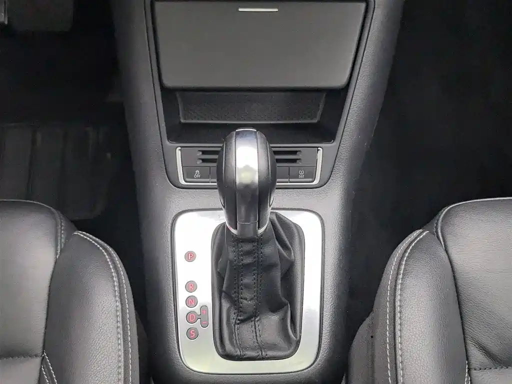 Volkswagen Tiguan 2017 300TSI Automatic 2WD Silk Road Comfort Edition фото 13