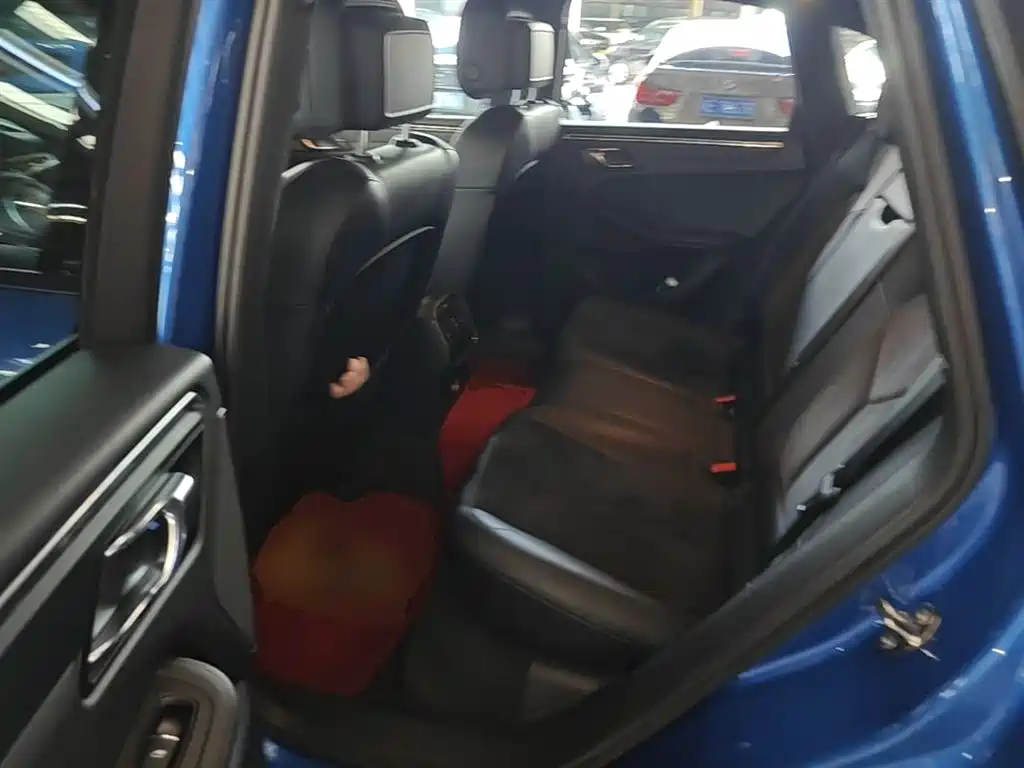 Porsche Macan 2016 Macan 2.0T фото 17