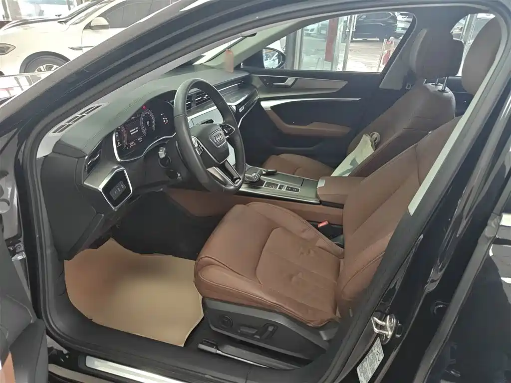 Audi A6L 2019 40 TFSI Luxury Elegance фото 11