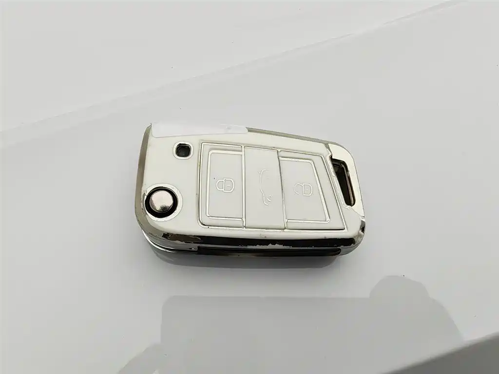Volkswagen Tiguan L 2024 300TSI Auto 2WD Smart Edition фото 19