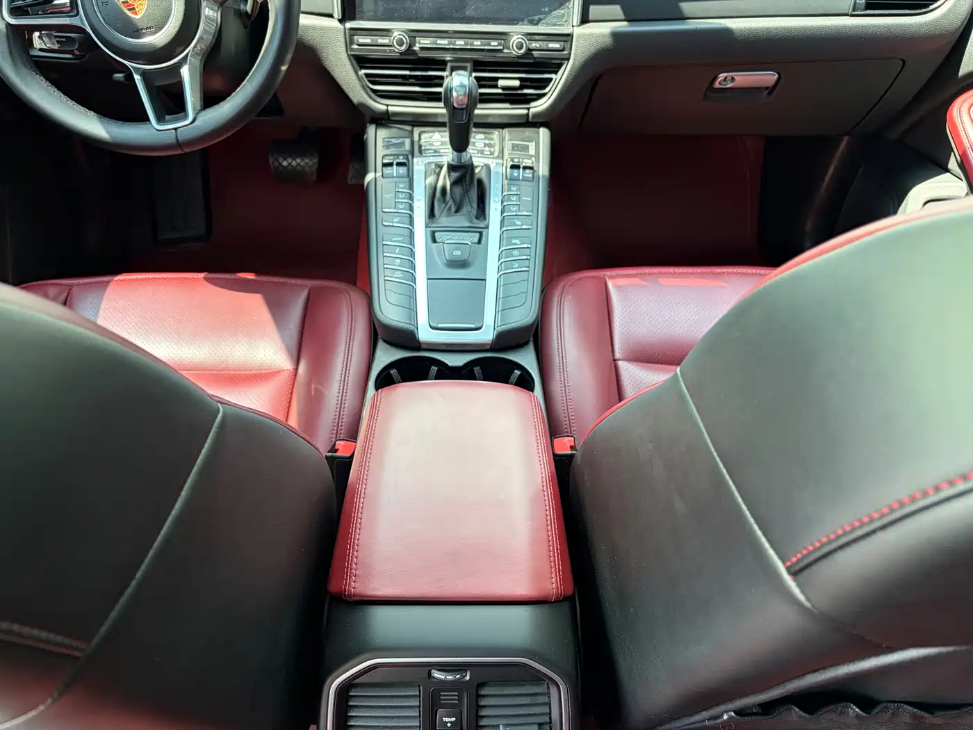 Porsche Macan 2018 Macan 2.0T фото 12