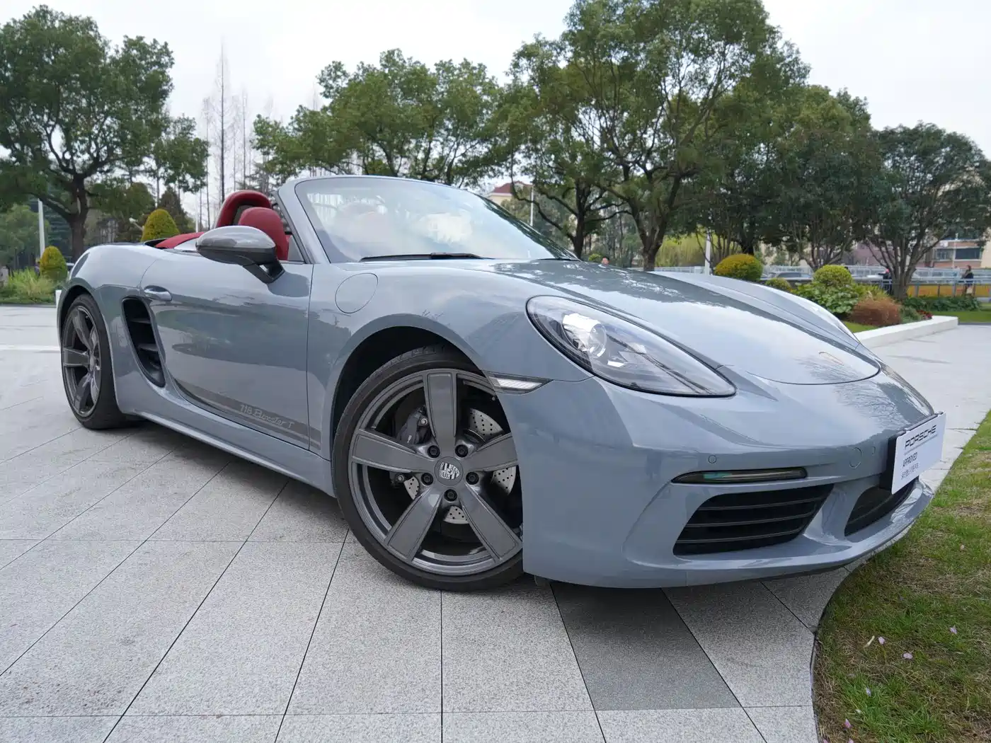 Porsche 718 2022 Boxster T 2.0T фото 6