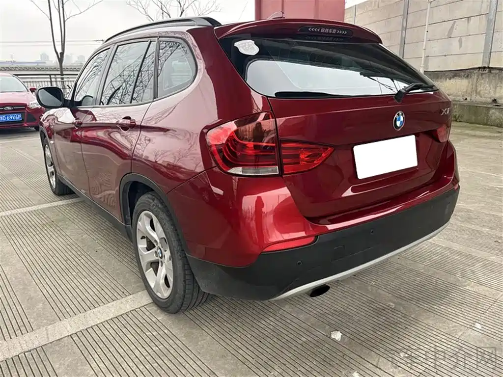 BMW X1 (Import) 2012 sDrive18i Luxury фото 10