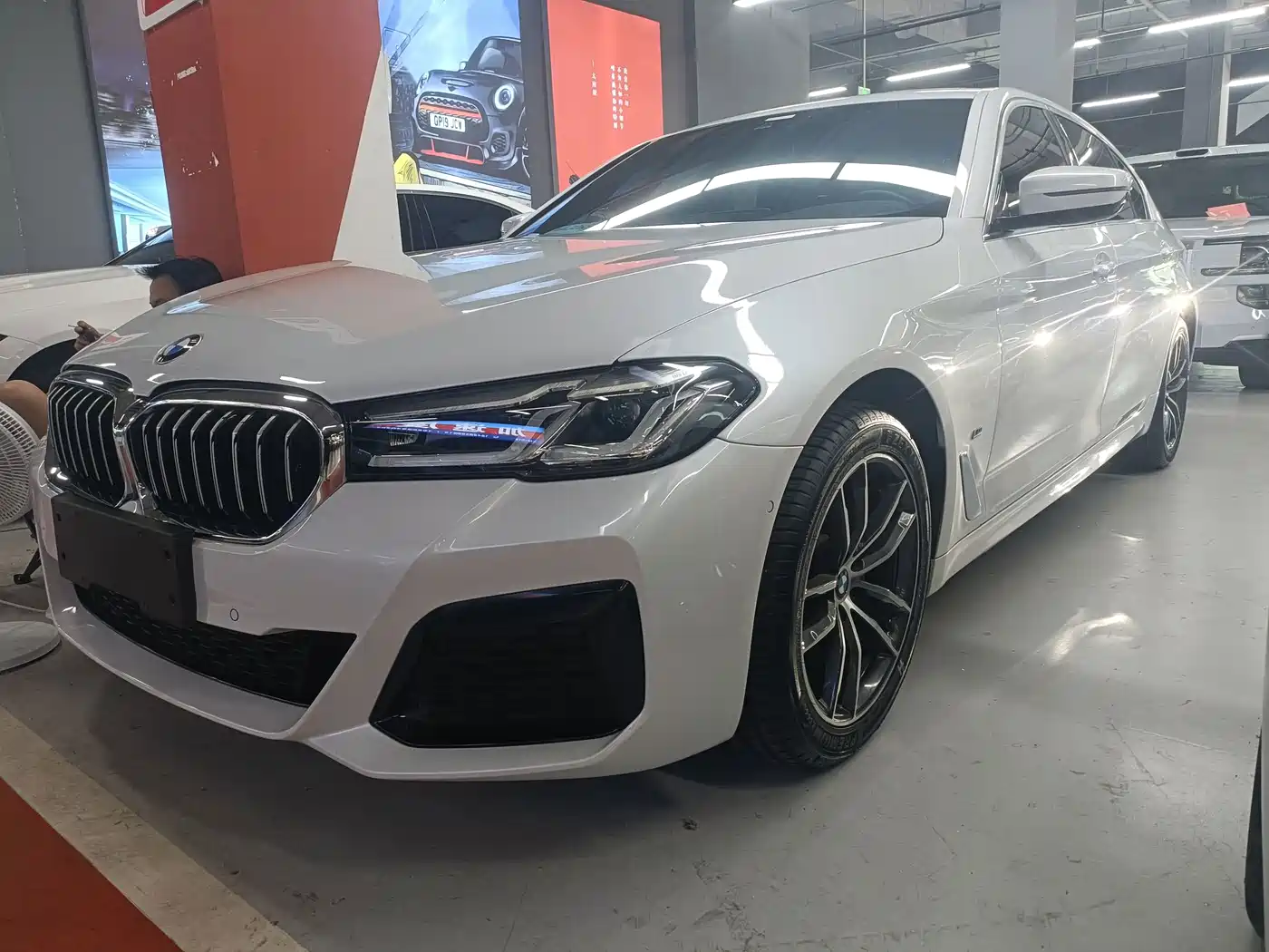  BMW BMW 5 Series 2022 525Li M Sport Package