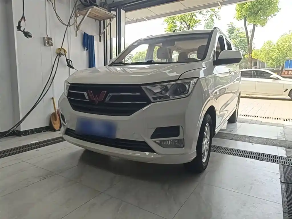 Wuling Motors Wuling Hongguang 2019 1.5L S Standard China VI LAR