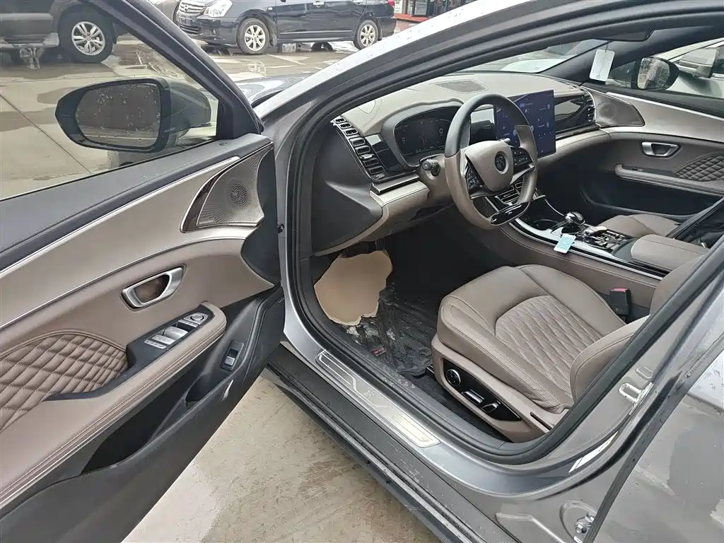 BYD Han 2023 EV Champion Edition 605KM FWD Premium фото 12