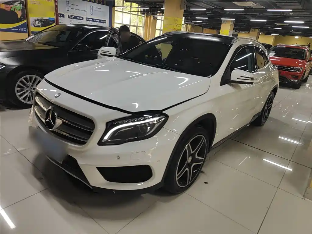 Mercedes-Benz GLA 2015 GLA 220 4MATIC Luxury