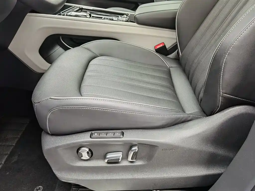 Volkswagen Teramont 2023 Facelift 380TSI AWD Prestige Luxury фото 20