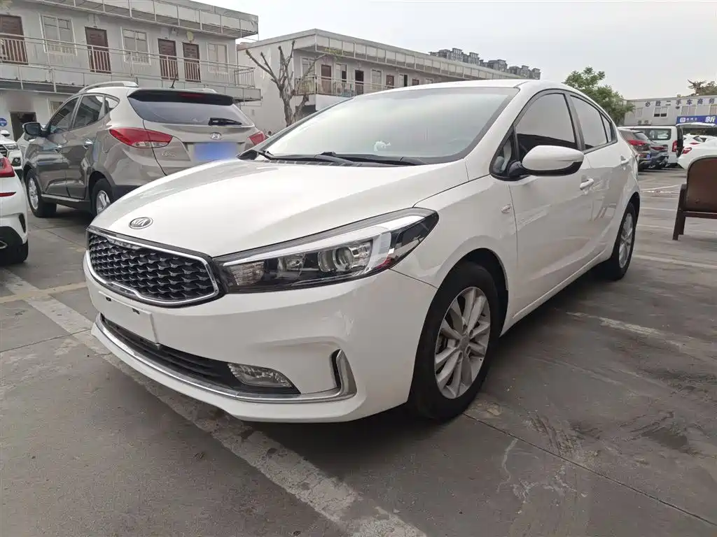 Kia K3 2017 1.6L Automatic 15th Anniversary Special GLS фото 2