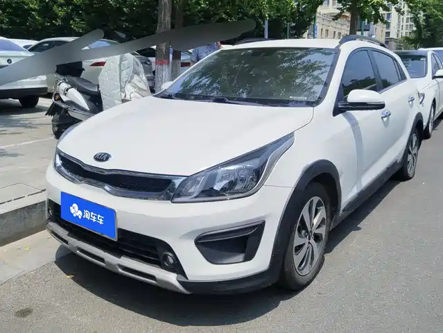  Kia KX CROSS 2017 1.4L AT GLS