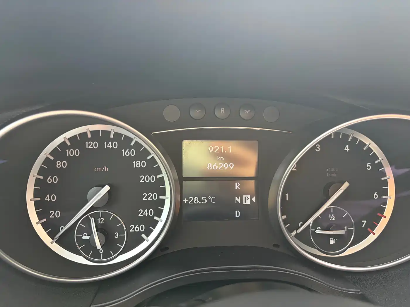 Mercedes-Benz R-Class 2014 R 320 4MATIC Business фото 22