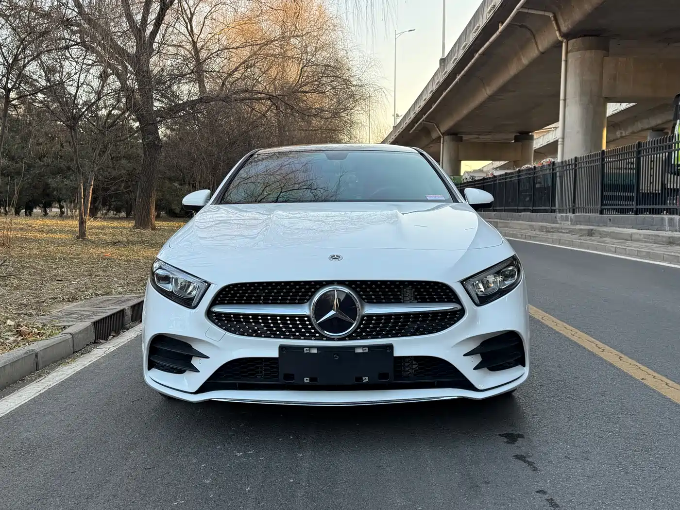 Mercedes-Benz A-Class 2023 A 200 L Fashion фото 2