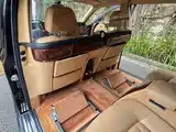 Photo 13 - Rolls-Royce Phantom