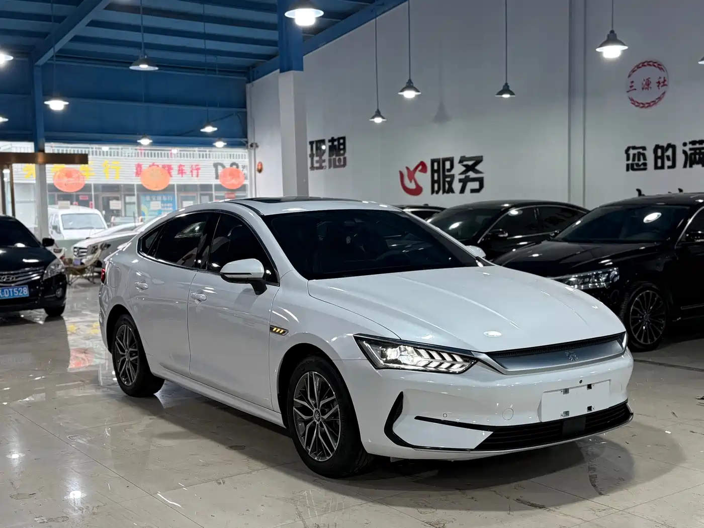 BYD Qin PLUS 2021 EV 500KM Premium Model фото 3