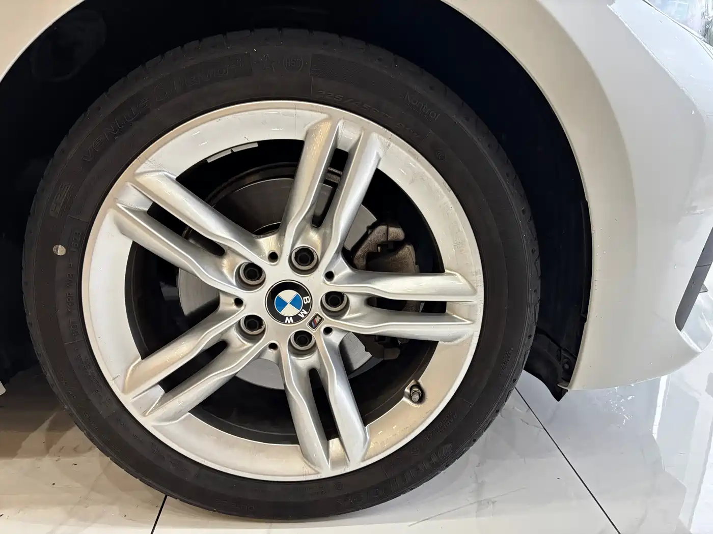 BMW 1 Series 2023 2023 120i M Sport Shadow Edition