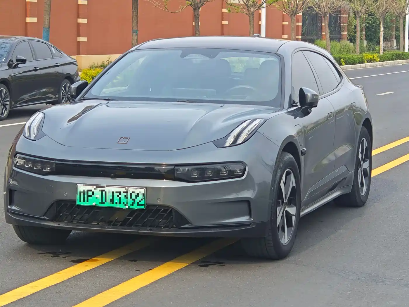 ZEEKR EXTREME KRYPTON 001