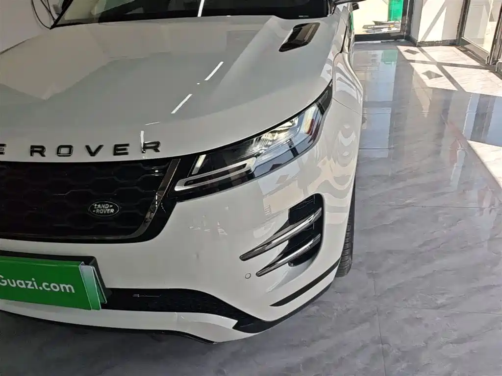 Land Rover Range Rover Evoque New Energy 2023 Range Rover Evoque L P300e Plug-in Hybrid Edition фото 24