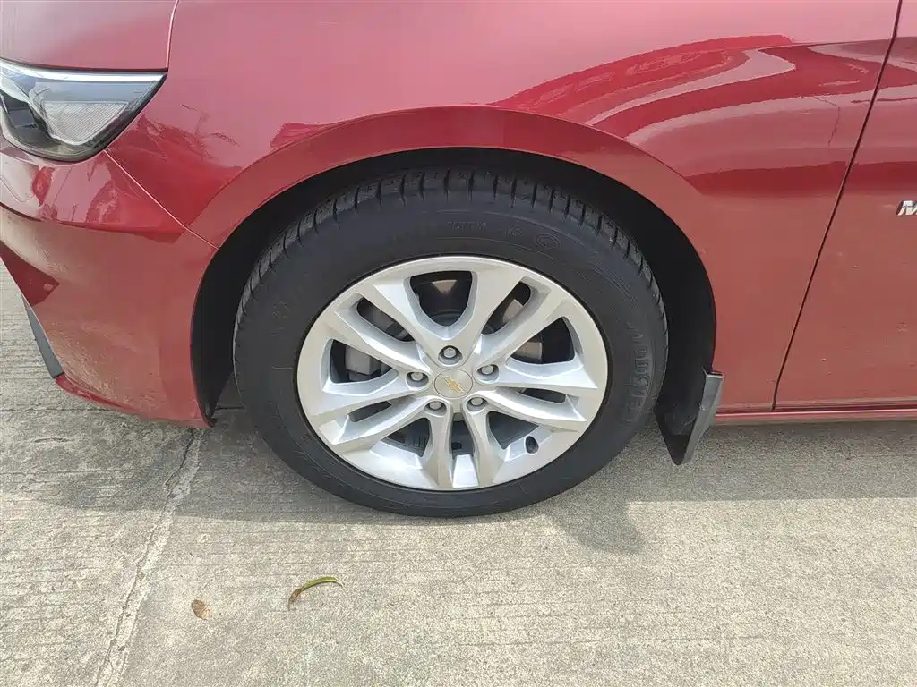 Chevrolet Malibu XL 2017 1.5T Auto Sport Edition фото 25