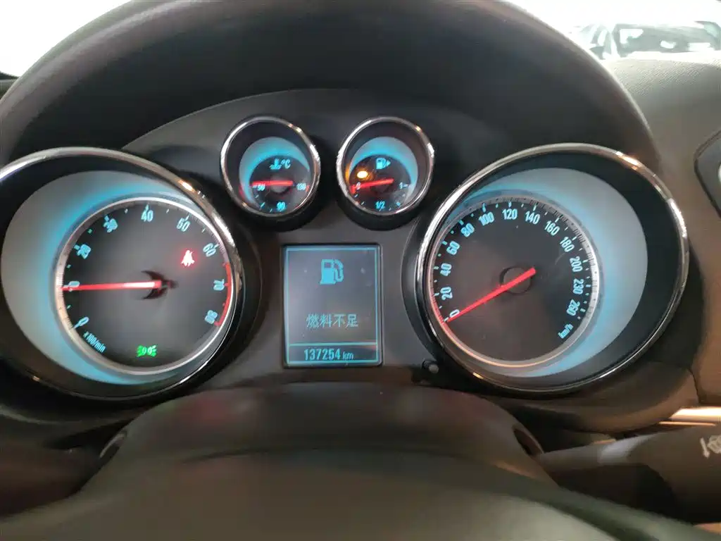 Buick Regal 2015 2.0L Leading Fashion Model фото 8
