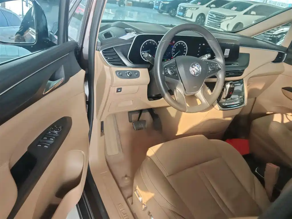 Buick GL8 2021 ES Landlord 653T Luxury фото 9