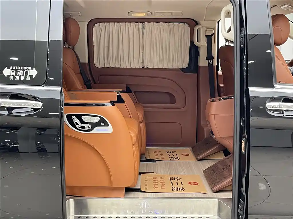 Mercedes-Benz Vito 2020 2.0T Business Edition (7-seater) фото 12