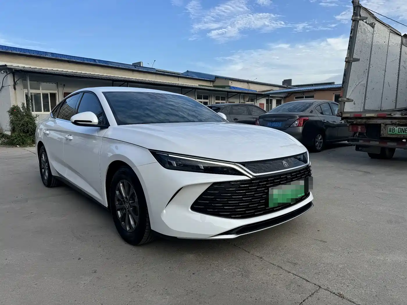 BYD Qin L 2024 2024 DM-i 80KM Leading Edition