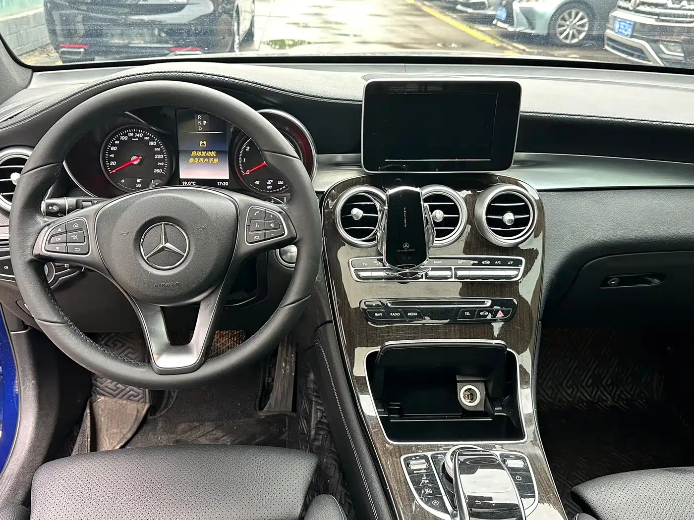 Mercedes-Benz GLC 2018 GLC 260 4MATIC Dynamic фото 10