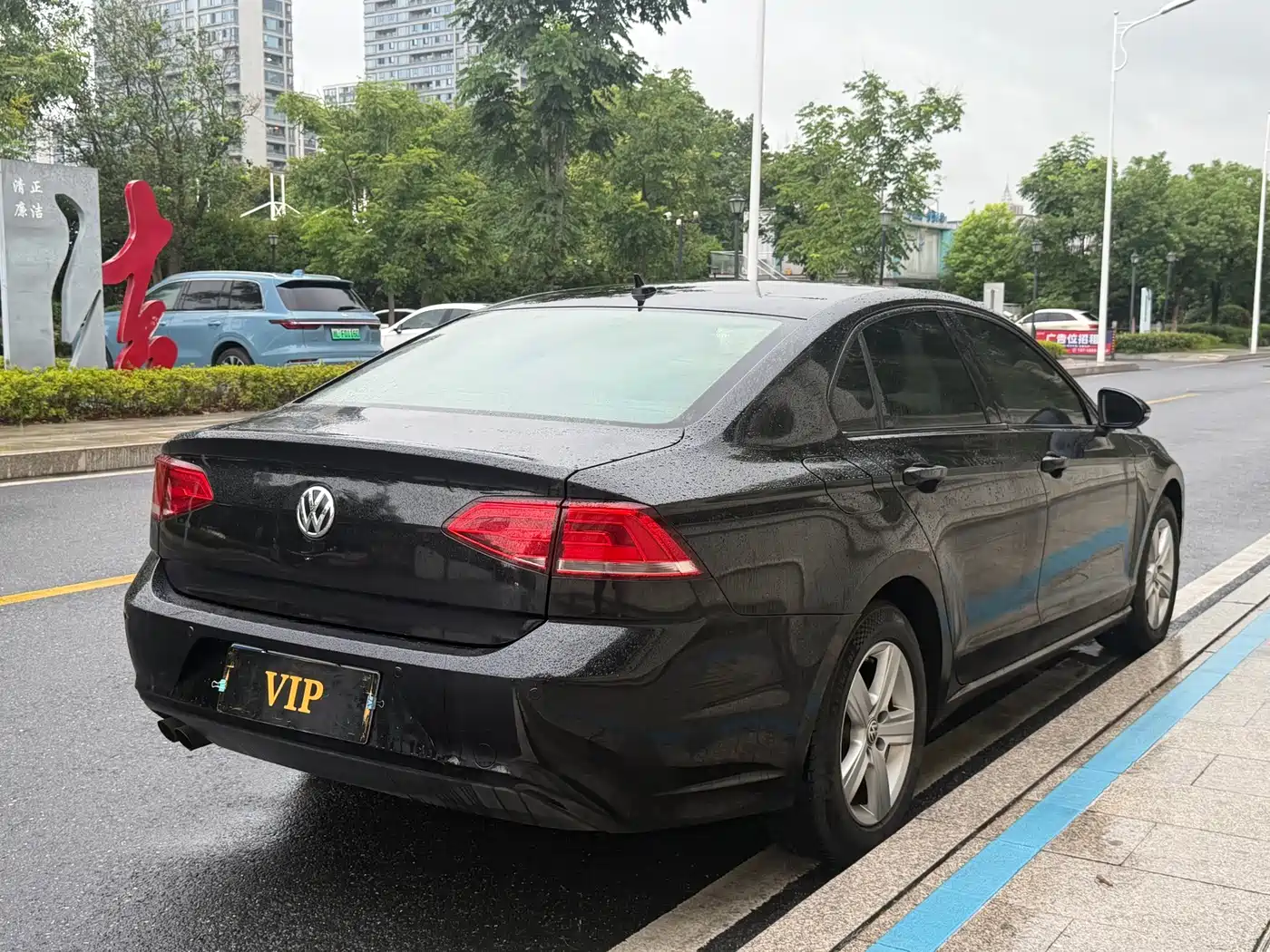 Volkswagen Lamando 2015 2015 230TSI DSG Style