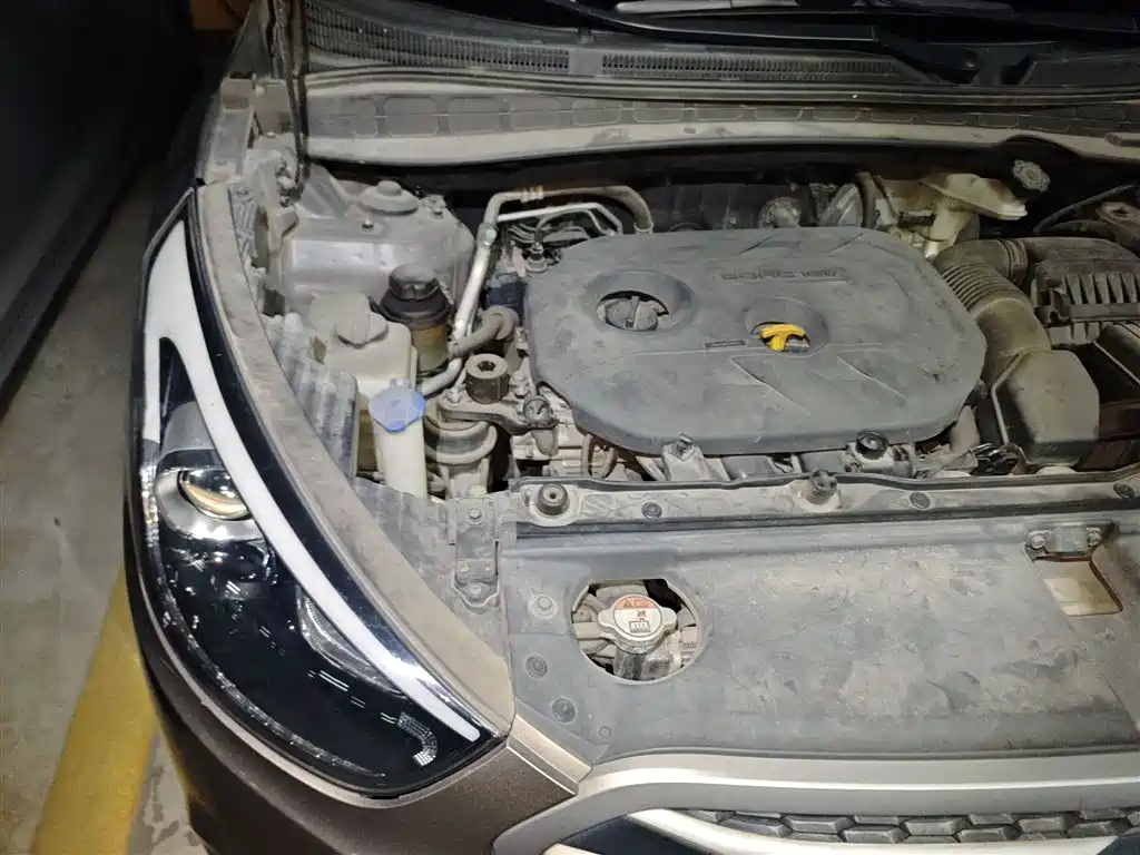 Hyundai Beijing Hyundai ix35 2013 2.0L Auto 2WD Smart GLS China IV фото 21