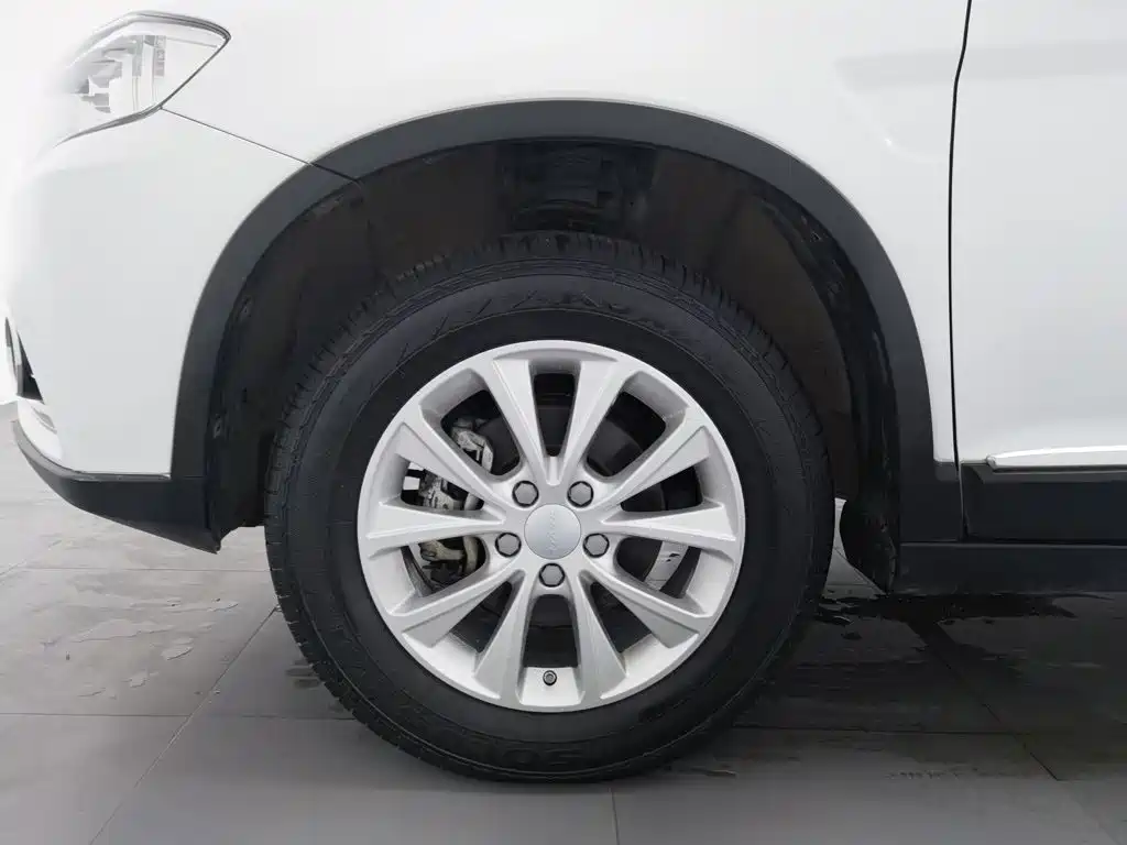 صورة 17 - Haval H6